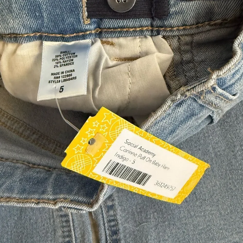 Social Academy Corinne Pull On Baby Flare Jeans Blue Size 5 NWT STITCH FIX